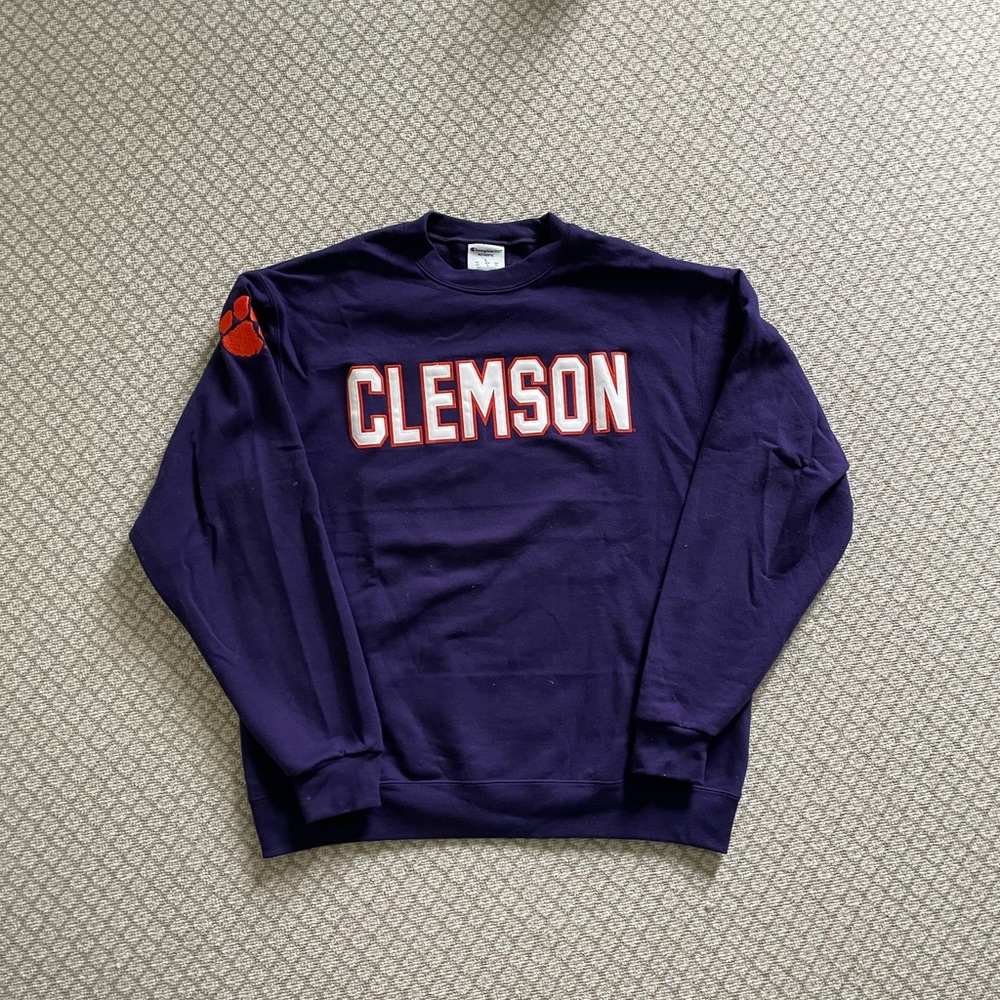 Clemson Univeristy crewneck sweatshirt
